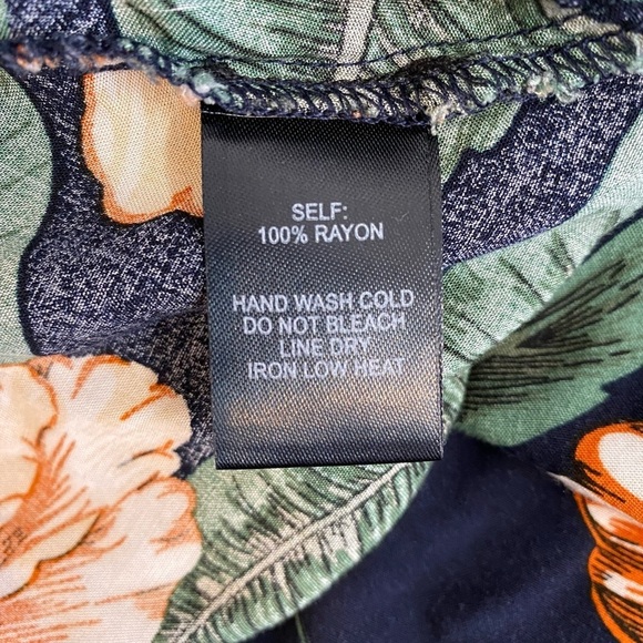 Lulus Temptation Island Floral Maxi Halter Dress Tag Size Large (fits smaller) - Picture 11 of 11